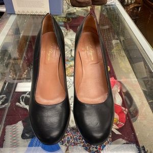 Robert Clergerie Black Heels With Gold Trim (High)